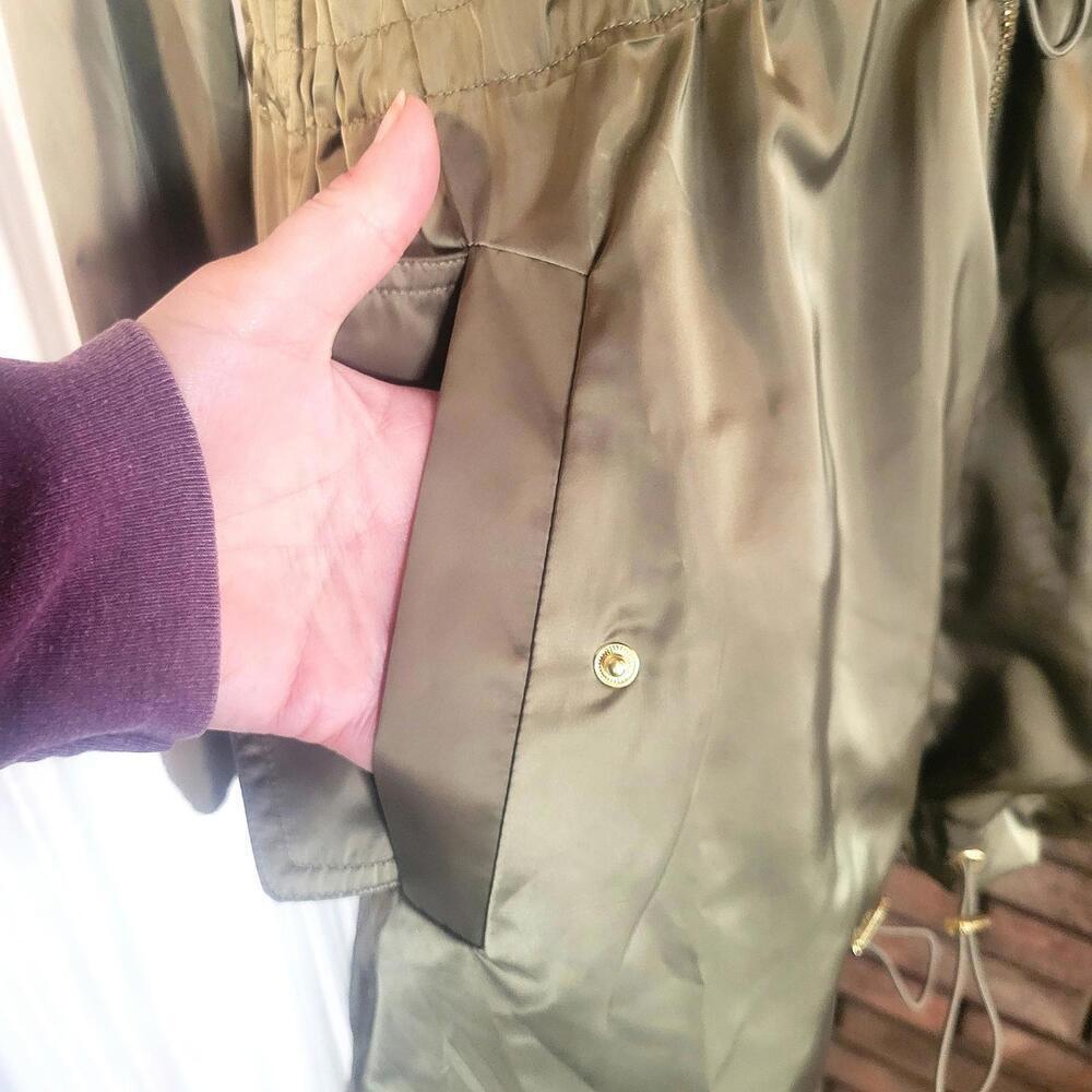 Michael Kors Khaki Rich Gold Satin Fishtail Anorak Cinched Waist Jacket - Size M - Picture 3 of 9